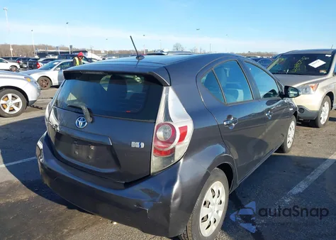 2012 Toyota Prius C Two z USA, uszkodzony, nr VIN JTDKDTB37C1505831